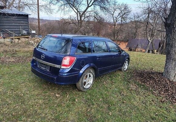 Second-hand Opel Astra 110 CP (80 kW) 2008 Albastru Break