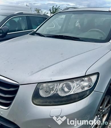 Argintiu Utilizat 2011 Hyundai Santa Fe SUV | 8.000 EUR (Puțin scump) - Imagine 1/4