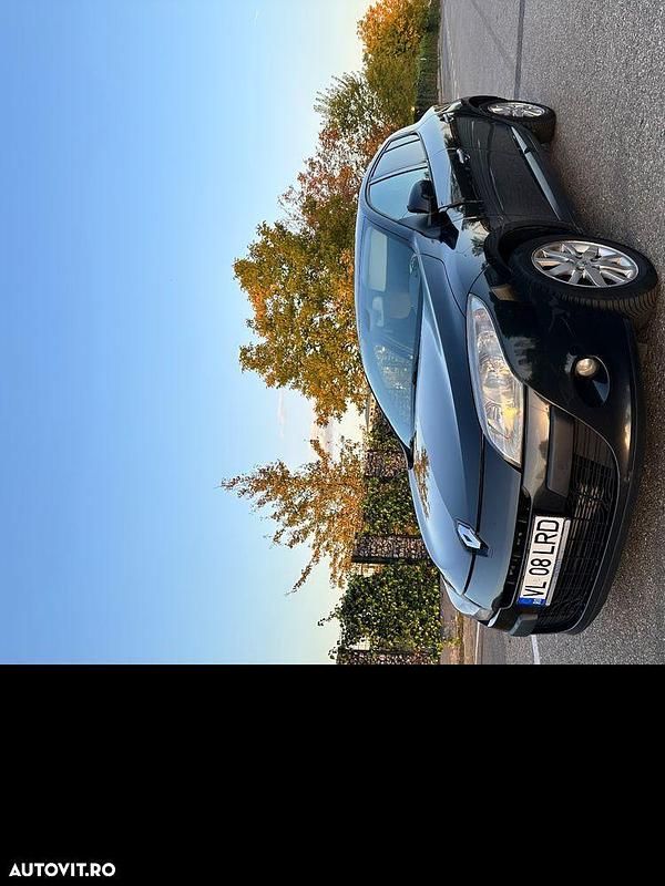 Negru Utilizat 2008 Renault Mégane II Dynamique Hatchback | 3.000 EUR (Preț OK) - Imagine 1/4