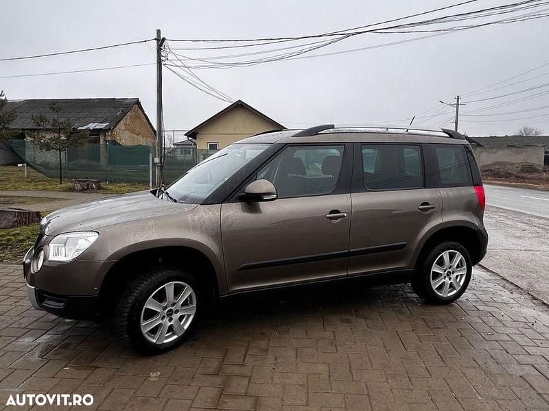 Second-hand Skoda Yeti Plus Edition 140 CP (102 kW) 2011 Culoaremaro SUV