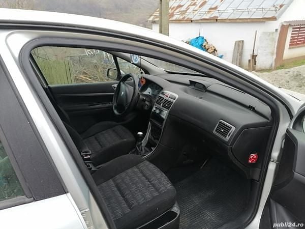 Second-hand Peugeot 307 80 CP (58 kW) 2003 Argintiu Berlinǎ