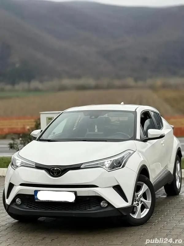 Second-hand Toyota C-HR 116 CP (85 kW) 2019 Culoarealb SUV