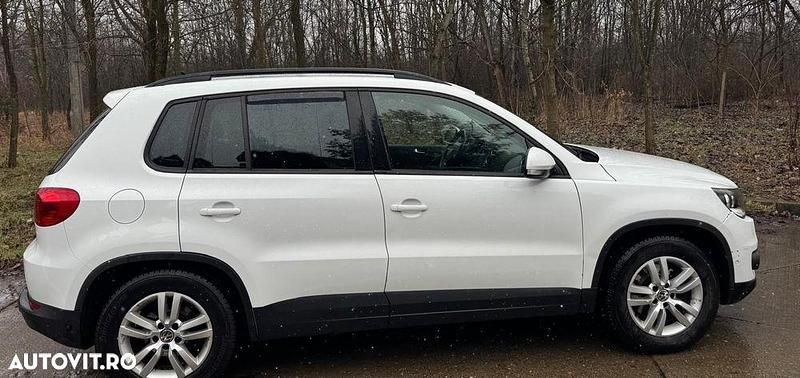 Second-hand VW Tiguan Trendline 125 CP (91 kW) 2016 Culoarealb SUV