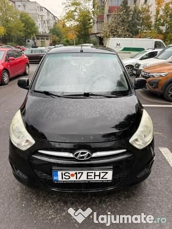 Negru Utilizat 2012 Hyundai i10 Hatchback | 2.200 EUR - Imagine 1/4