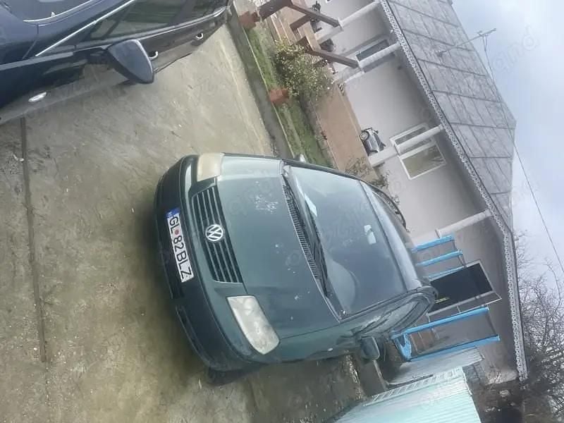Second-hand VW Sharan 130 CP (95 kW) 2001 Monovolum