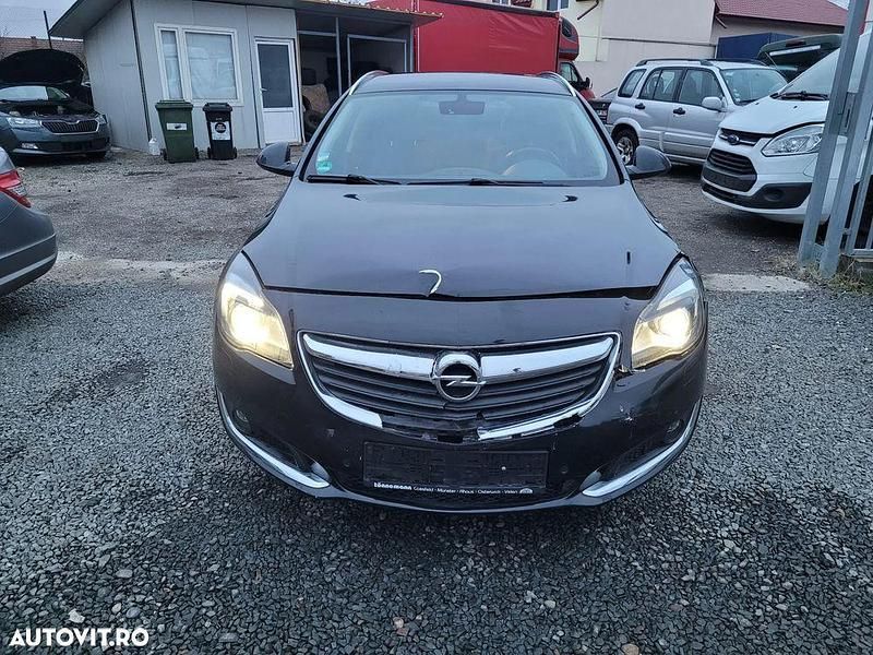 Second-hand Opel Insignia Innovation 136 CP (100 kW) 2016 Culoarenegru Break