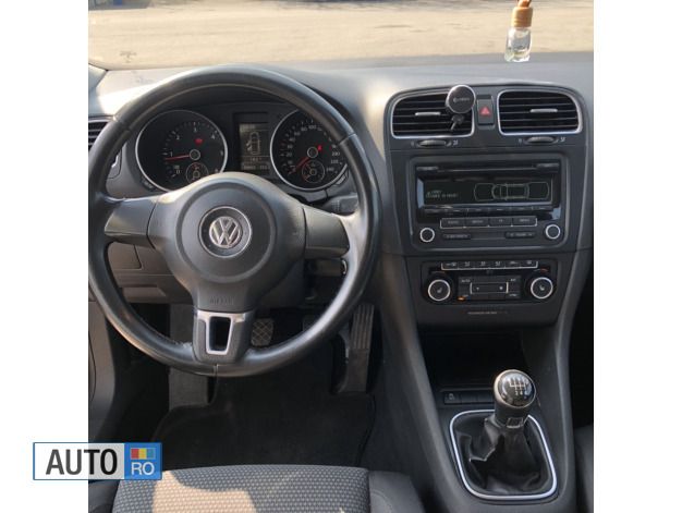Albastru Utilizat 2013 VW Golf VII Break | 5.700 EUR (Preț bun) - Imagine 1/4