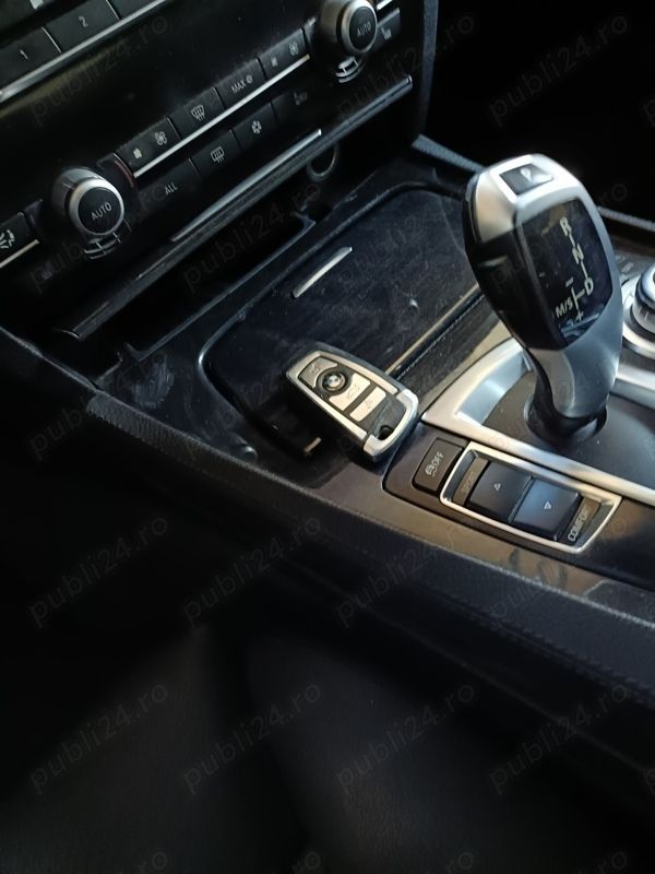 Utilizat 2010 BMW 750 Berlinǎ | 4.700 EUR - Imagine 1/4