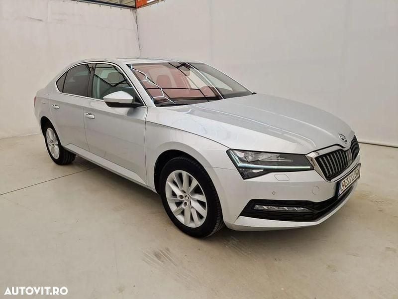 Culoaregri Utilizat 2021 Skoda Superb Ambition Berlinǎ | 23.500 EUR (Preț OK) - Imagine 1/4