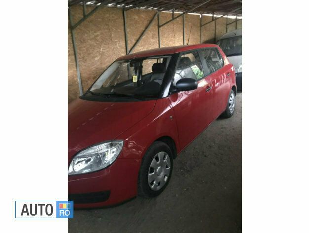Rosu Utilizat 2009 Skoda Fabia Break | 3.000 EUR (Preț OK) - Imagine 1/4