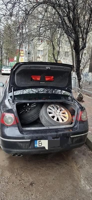 Second-hand VW Passat 136 CP (100 kW) 2009 Berlinǎ