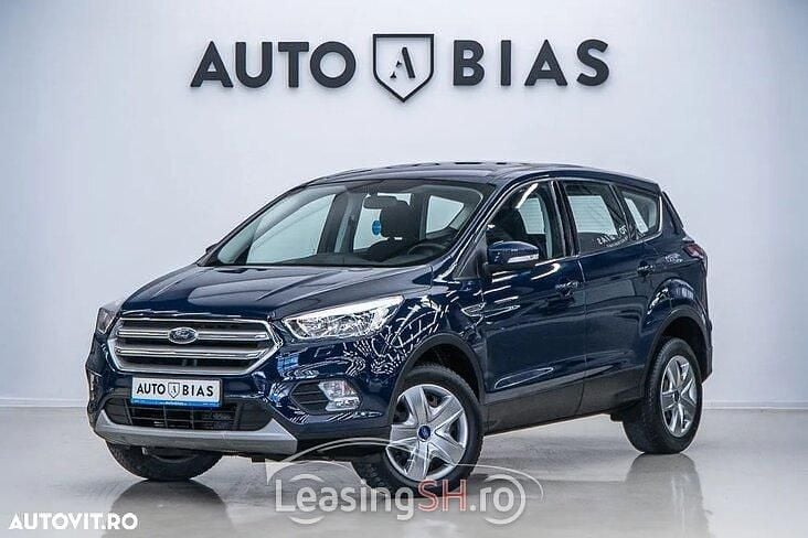 Albastru Utilizat 2019 Ford Kuga Titanium SUV | 14.448 EUR (Preț bun) - Imagine 1/4