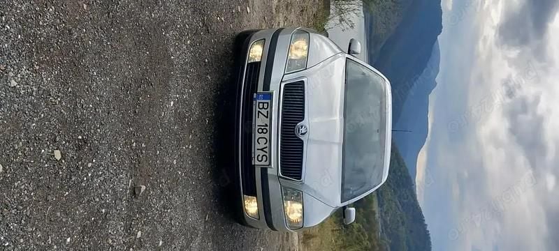 Gri Utilizat 2005 Skoda Octavia Berlinǎ | 4.200 EUR (Scump) - Imagine 1/4