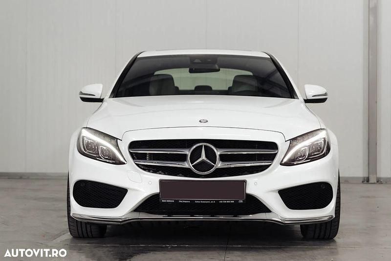 Culoarealb Utilizat 2015 Mercedes C250 Berlinǎ | 19.900 EUR (Scump) - Imagine 1/4