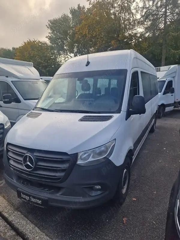 Second-hand Mercedes Sprinter 165 CP (121 kW) 2023 Alb Van