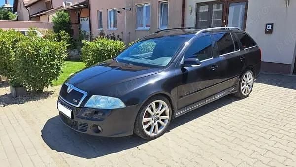 Negru Utilizat 2007 Skoda Octavia RS Break | 3.500 EUR (Preț bun) - Imagine 1/4