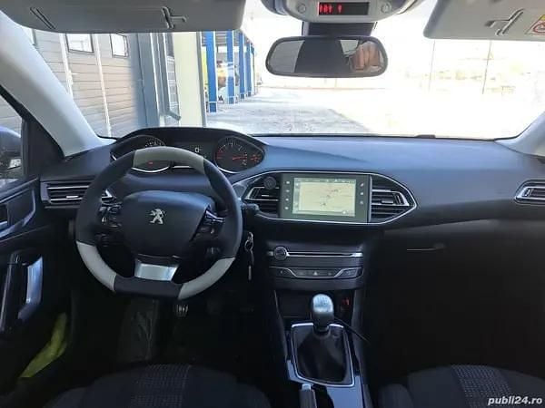 Second-hand Peugeot 308 SW 120 CP (88 kW) 2016 Gri Break