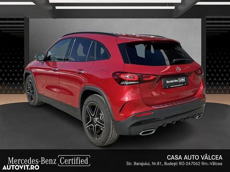 Second-hand Mercedes GLA200 163 CP (119 kW) 2023 Rosu SUV