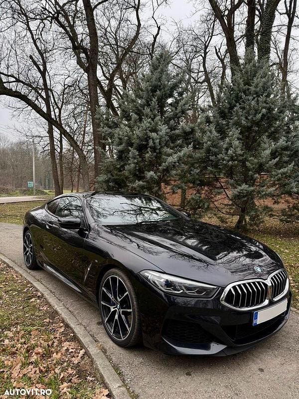 Culoarenegru Utilizat 2019 BMW 840 Comfort Edition Coupe | 39.900 EUR - Imagine 1/4