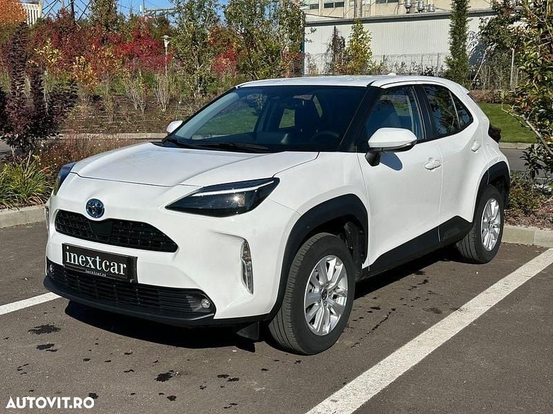 Culoarealb Utilizat 2021 Toyota Yaris Cross Active SUV | 19.990 EUR - Imagine 1/4