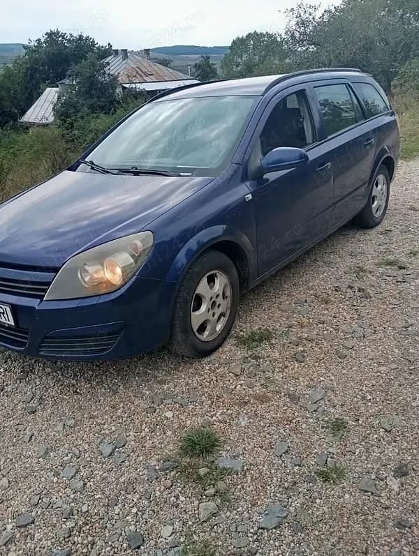 Utilizat 2005 Opel Astra Break | 1.300 EUR (Preț OK) - Imagine 1/4