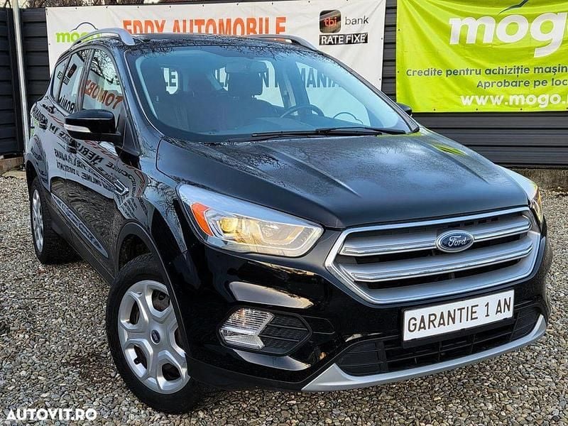 Second-hand Ford Kuga Business Edition 120 CP (88 kW) 2016 Culoarenegru SUV