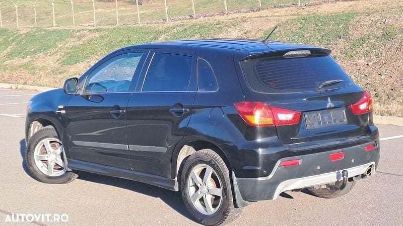 Second-hand Mitsubishi ASX Invite 116 CP (85 kW) 2012 Culoarenegru SUV