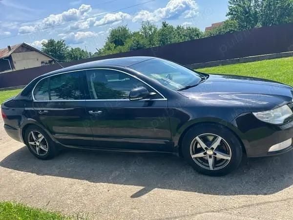 Second-hand Skoda Superb 105 CP (77 kW) 2009 Berlinǎ