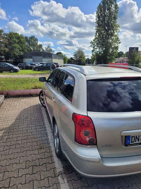 Second-hand Toyota Avensis 177 CP (130 kW) 2006 Gri Break