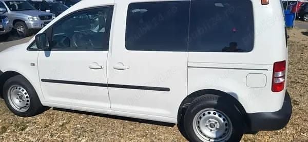 Utilizat 2014 VW Caddy Monovolum | 5.500 EUR (Preț bun) - Imagine 1/4