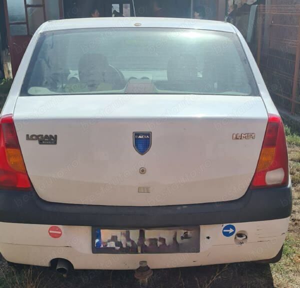 Second-hand Dacia Logan Ambiance 75 CP (55 kW) 2005 Berlinǎ
