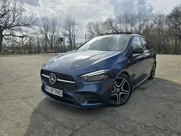 Albastru Utilizat 2020 Mercedes B200 Monovolum | 18.100 EUR - Imagine 1/4