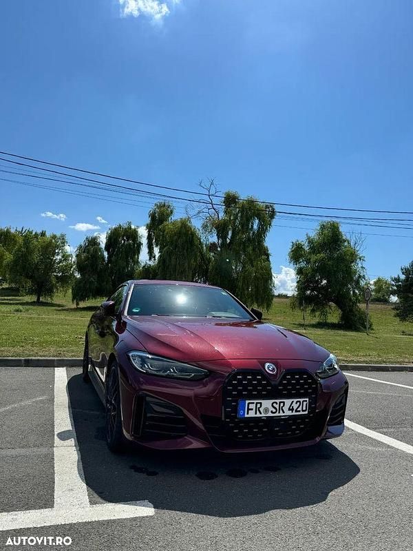 Culoarerosu Utilizat 2023 BMW 420 Shadowline Berlinǎ | 36.500 EUR (Preț bun) - Imagine 1/4