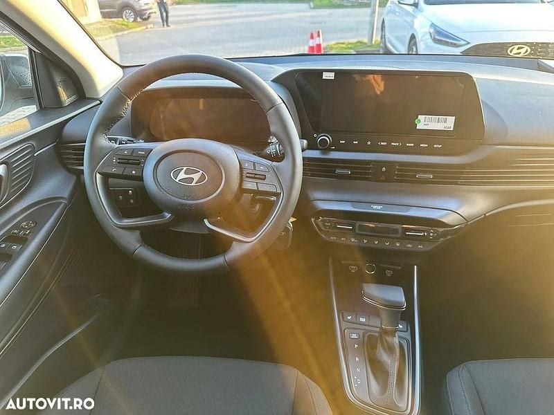 Nouă Hyundai i20 90 CP (66 kW) 2025 Culoarealb Hatchback