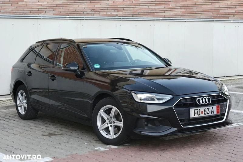 Second-hand Audi A4 S-Line 163 CP (119 kW) 2021 Culoarenegru Break