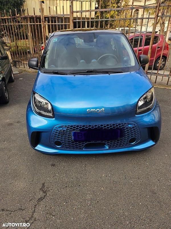 Culoarealbastru Utilizat 2020 Smart ForFour Electric Drive | 11.000 EUR - Imagine 1/4