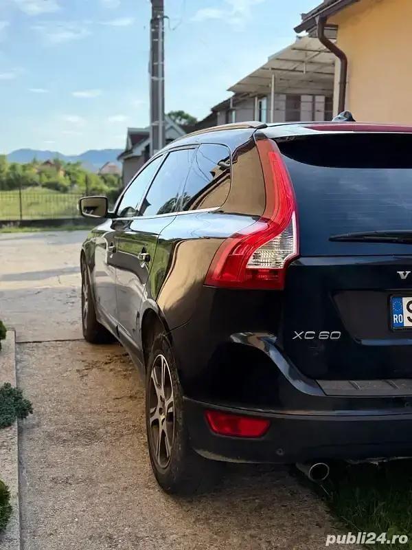 Utilizat 2011 Volvo XC60 SUV | 6.300 EUR - Imagine 1/4