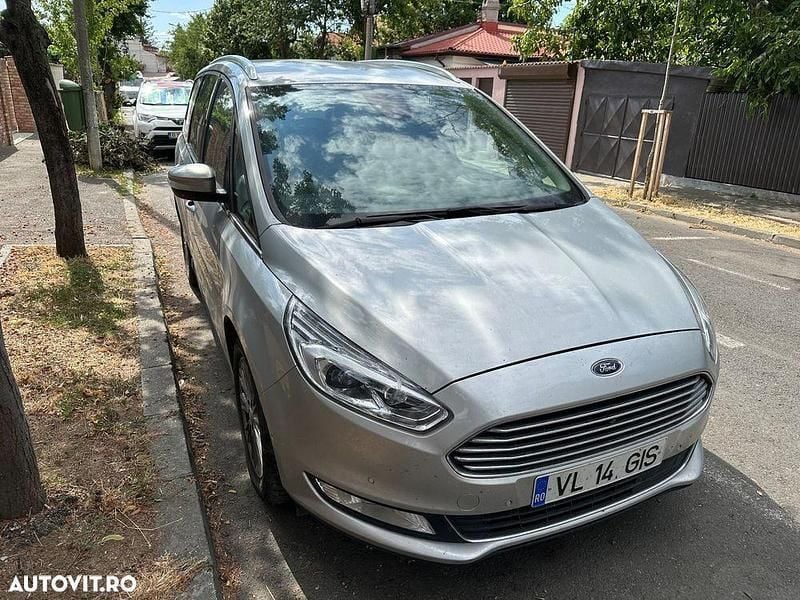 Second-hand Ford Galaxy Titanium 190 CP (139 kW) 2019 Argint Monovolum