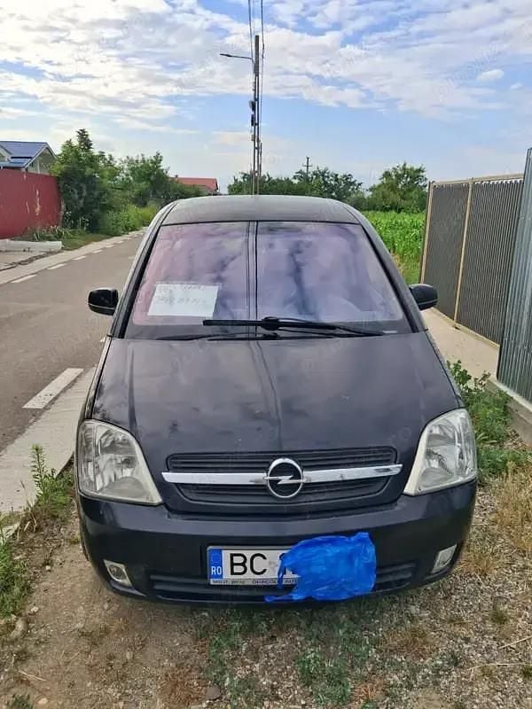 Negru Utilizat 2005 Opel Meriva Monovolum | 2.100 EUR (Scump) - Imagine 1/4