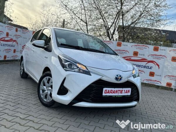 Alb Utilizat 2019 Toyota Yaris Hybrid Active Hatchback | 10.990 EUR (Super Preț) - Imagine 1/4