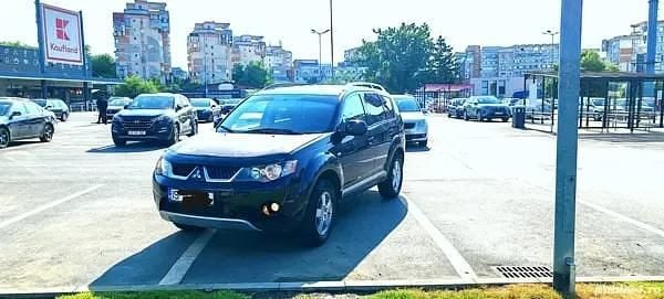 Negru Utilizat 2008 Mitsubishi Outlander SUV | 4.300 EUR (Preț OK) - Imagine 1/4