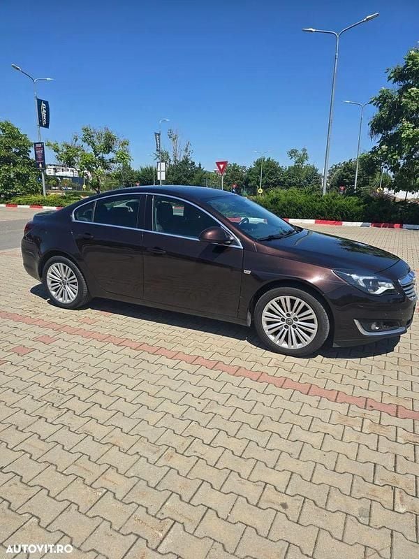 Maro Utilizat 2014 Opel Insignia Active Berlinǎ | 7.300 EUR (Preț OK) - Imagine 1/4