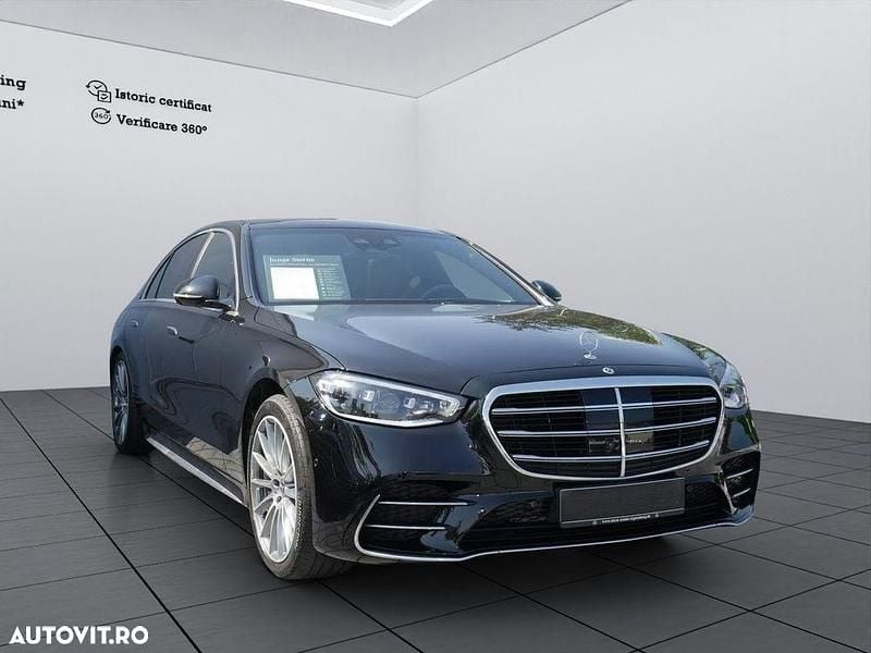 Second-hand Mercedes S400 330 CP (242 kW) 2022 Culoarenegru Berlinǎ