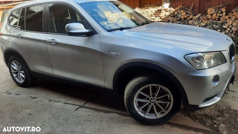 Gri Utilizat 2012 BMW X3 SUV | 10.000 EUR (Preț bun) - Imagine 1/4