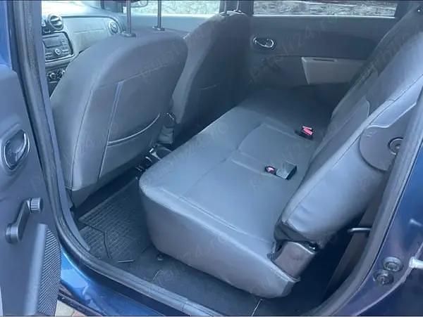 Second-hand Dacia Lodgy 90 CP (66 kW) 2016 Albastru Monovolum