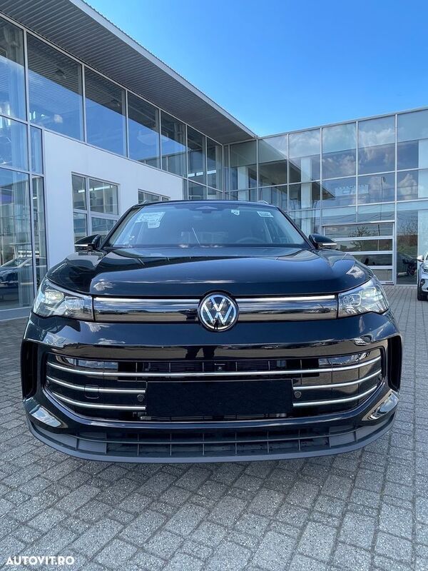 Negru Nouă 2025 VW Tiguan Elegance SUV | 49.991 EUR - Imagine 1/4