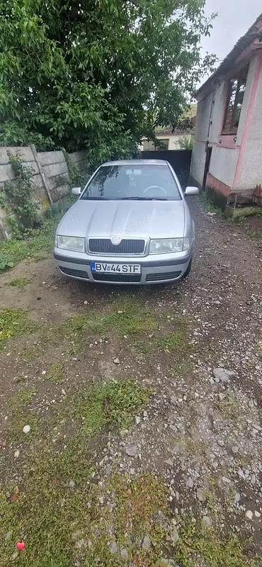Utilizat 2006 Skoda Octavia | 1.800 EUR (Preț bun) - Imagine 1/4