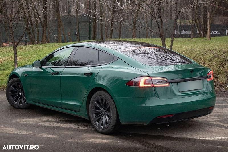 Second-hand Tesla Model S 396 kW (539 CP) 2019 Culoareverde Hatchback