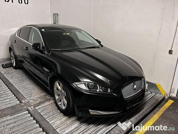 Negru Utilizat 2012 Jaguar XF Berlinǎ | 7.500 EUR (Preț OK) - Imagine 1/4