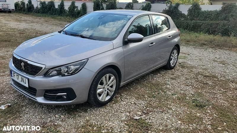 Culoareargint Utilizat 2019 Peugeot 308 Active Hatchback | 6.292 EUR (Super Preț) - Imagine 1/4